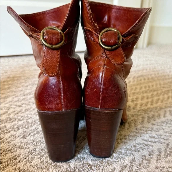 Frye Brown Heeled Boots with Chunky Heel - Picture 2 of 6